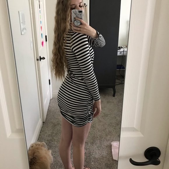 Striped fitted dress - Picture 3 of 6